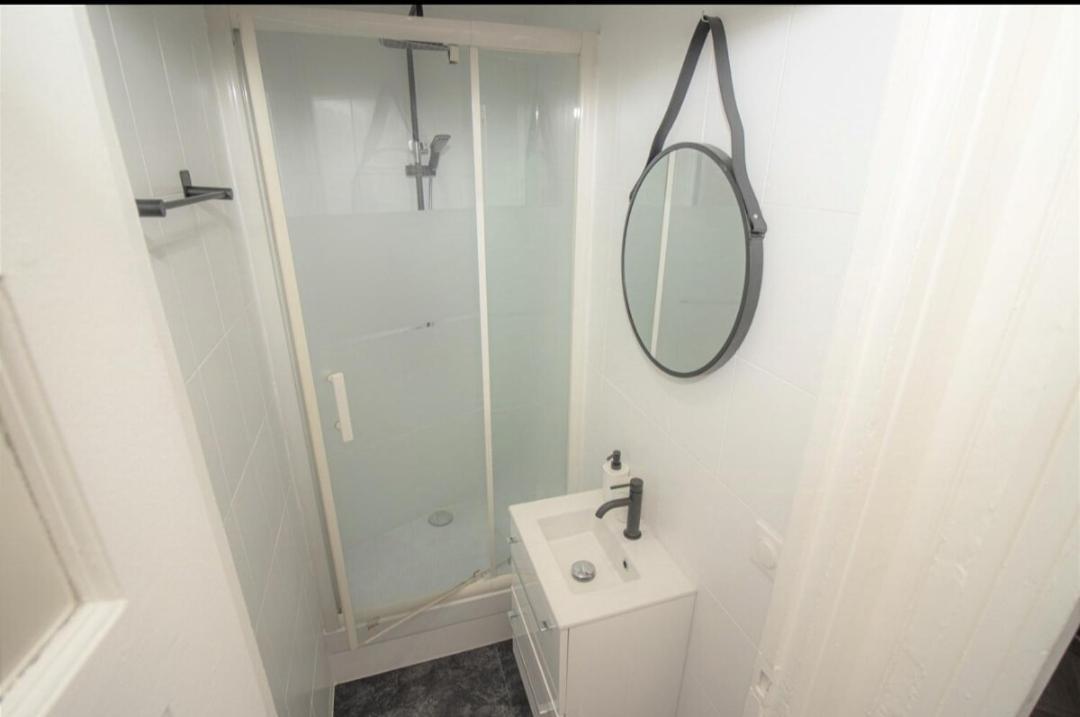 Appartement Tout Equipe Paris-Colombes- La Defense Colombes  Exterior photo